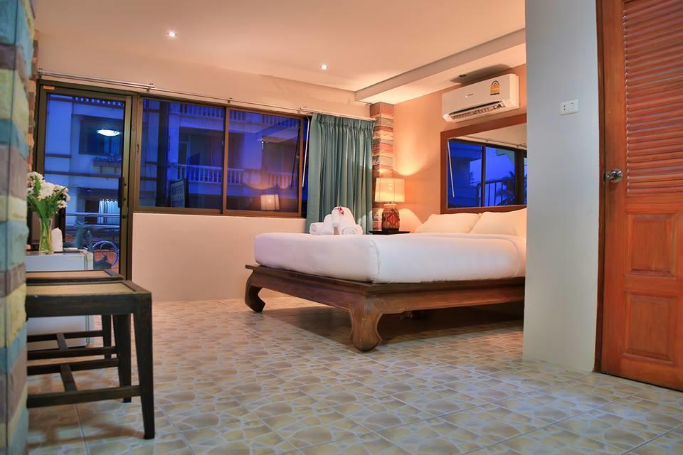 Avenue Beach Hotel Jomtien Beach Exterior photo